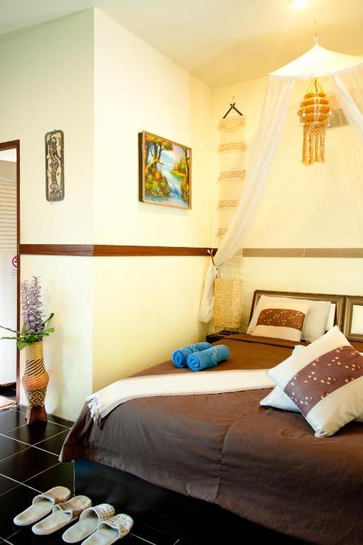 Hotel Baan Puang Petch Chiang Mai Zimmer foto
